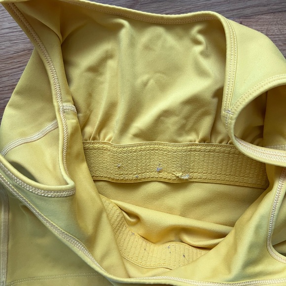 🔥 Like new Girlfriend Collective Gemma scoop tank in citrine - size M 🔥 - Picture 6 of 6